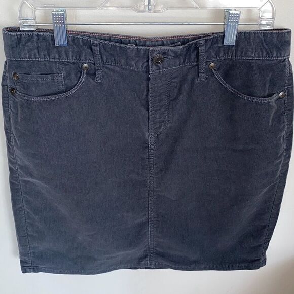 🔥3/$20🔥 Eddie Bauer charcoal gray corduroy skirt size 8 - Picture 2 of 8
